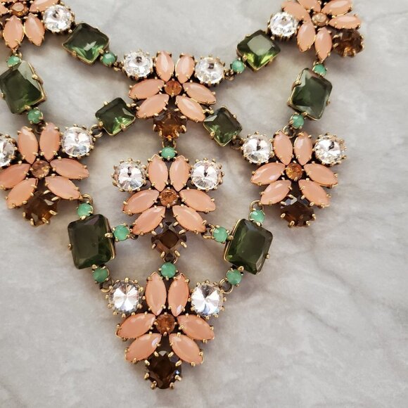✨ Stella and Dot Fleurette Rhinestone Crystal Bib Statement Necklace ✨ - Picture 6 of 16